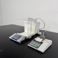 Mettler Toledo XS104 Analytical Balance image 1